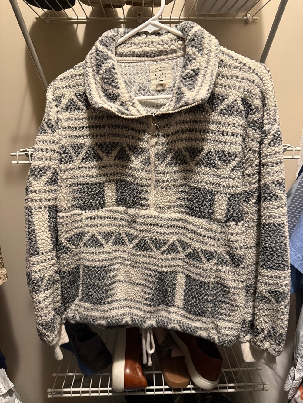 Billabong women’s Grey and Cream Zip-Up Sherpa Pullover